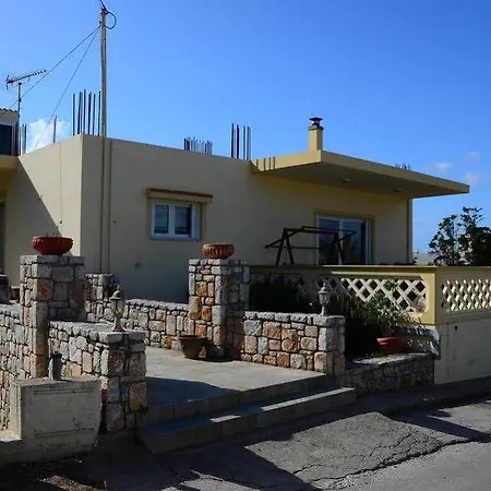 Anavaloussa Hébergement de vacances Kíssamos